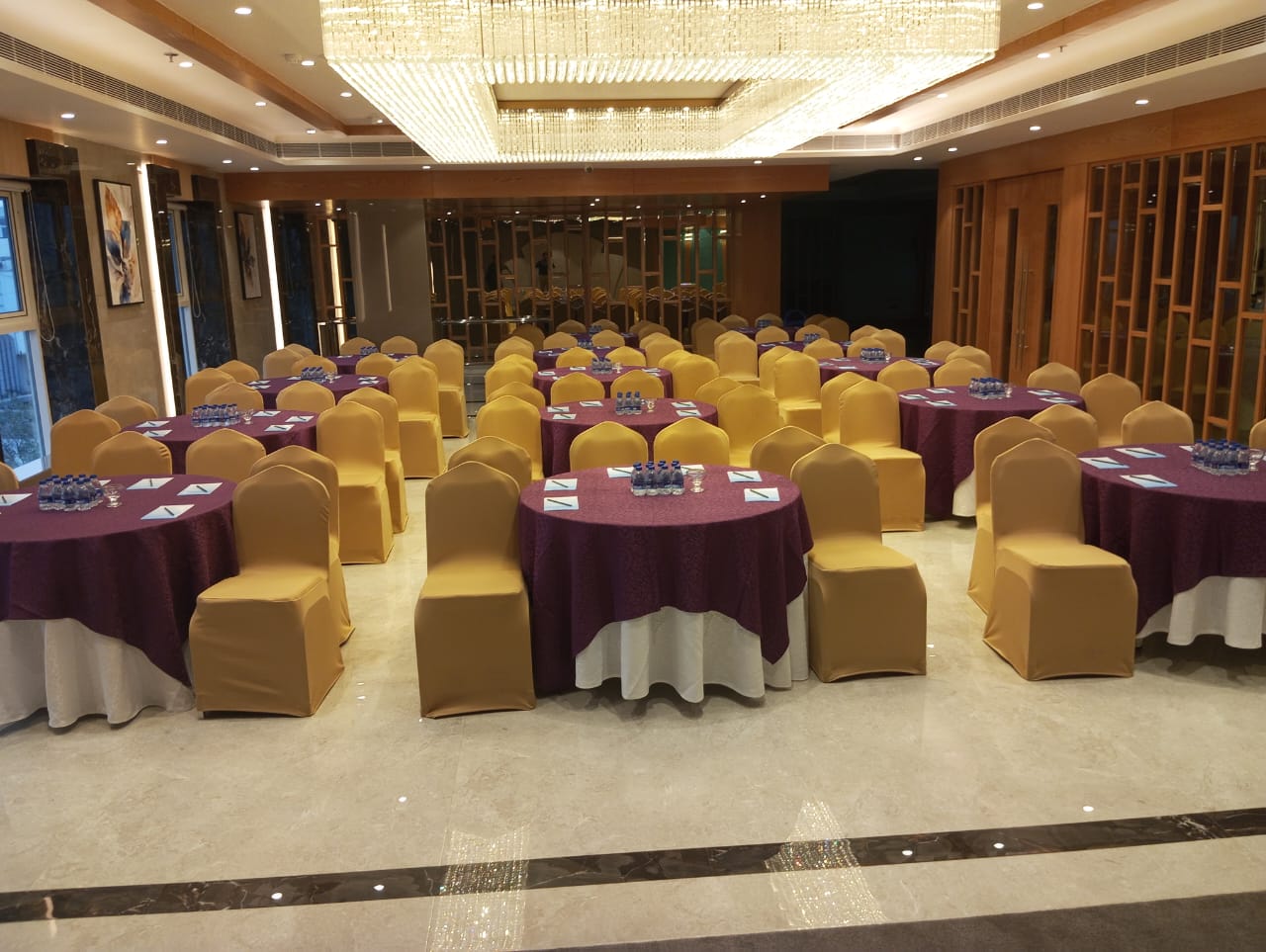 Orchid Banquets Cluster Seating